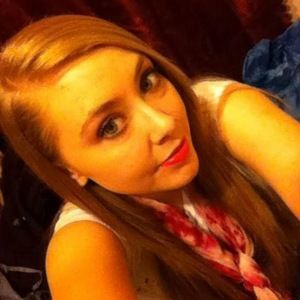 Meet your Posher, Cayla